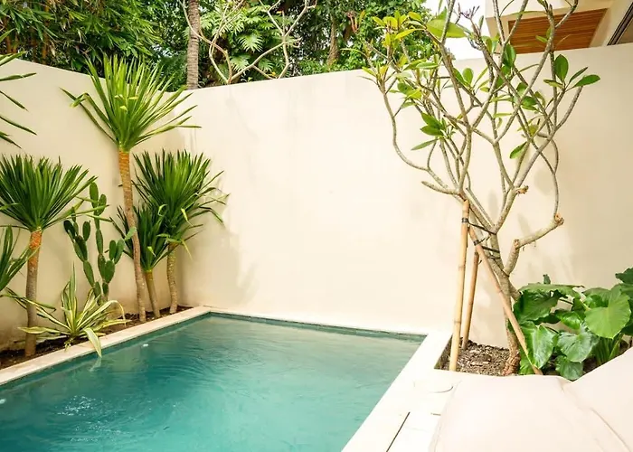 Tropical With Pool And Workspace Dalung (Bali)