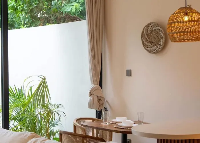 Tropical With Pool And Workspace